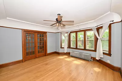 1803 N Arlington Pl #1805, Milwaukee, WI 53202 - Photo 16