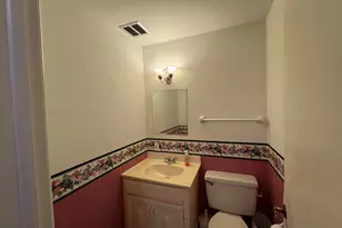 255 Elmwood Ave, Lake Geneva, WI 53147 - Photo 10