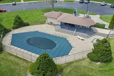 301  Park Hill Dr #A, Pewaukee, WI 53072 - Photo 28