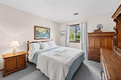 301  Park Hill Dr #A, Pewaukee, WI 53072 - Photo 12