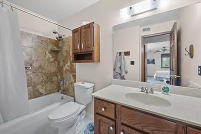 301  Park Hill Dr #A, Pewaukee, WI 53072 - Photo 18