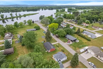 333  19th St, Buffalo City, WI 54622 - Photo 24