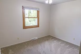 2318 N 35th St, Sheboygan, WI 53083 - Photo 8