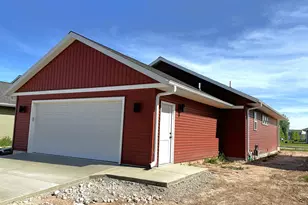 1060 Happy Ln, Sheboygan Falls, WI 53085 - Photo 18