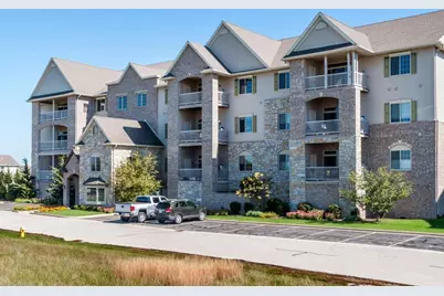 173 N Lapham St #104, Oconomowoc, WI 53066 - Photo 1