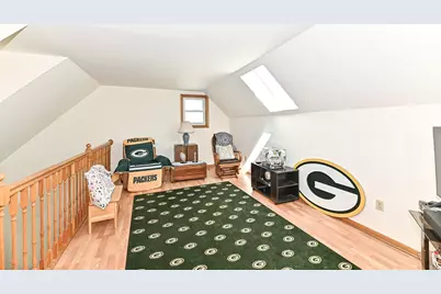 960 E Oakwood Rd, Oak Creek, WI 53154 - Photo 22