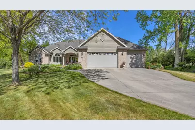2720  Monarch Cir, Sheboygan, WI 53083 - Photo 2