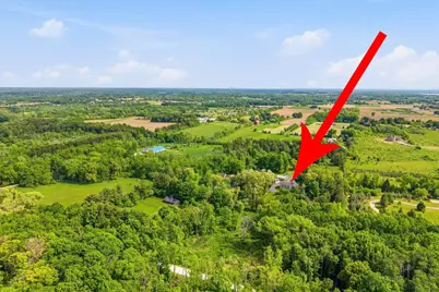 9431 W Hawthorne Rd, Mequon, WI 53097 - Photo 76