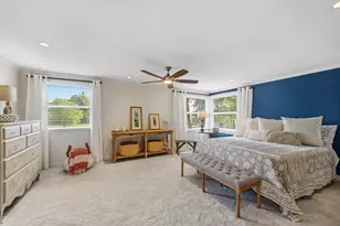 9431 W Hawthorne Rd, Mequon, WI 53097 - Photo 22
