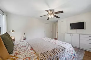 9431 W Hawthorne Rd, Mequon, WI 53097 - Photo 34