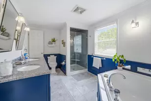 9431 W Hawthorne Rd, Mequon, WI 53097 - Photo 24