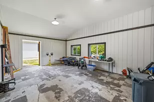 9431 W Hawthorne Rd, Mequon, WI 53097 - Photo 54
