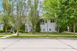 6168 S Creekside Dr, Cudahy, WI 53110 - Photo 1
