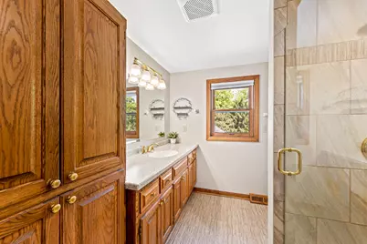 W275N2650  Chicory Ln, Pewaukee, WI 53072 - Photo 12