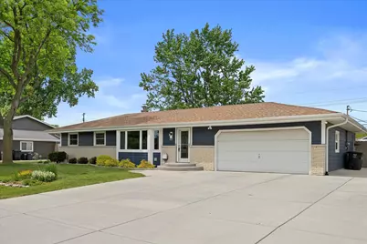 6920 W Armour Ave, Greenfield, WI 53220 - Photo 36