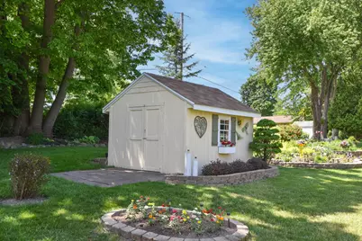 N65W15321  Blue Heron Dr, Menomonee Falls, WI 53051 - Photo 34