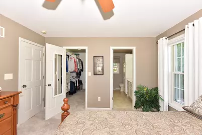 N65W15321  Blue Heron Dr, Menomonee Falls, WI 53051 - Photo 16