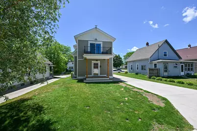 458 W Chestnut St, Port Washington, WI 53074 - Photo 26