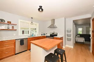 458 W Chestnut St, Port Washington, WI 53074 - Photo 8
