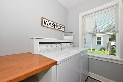 458 W Chestnut St, Port Washington, WI 53074 - Photo 14