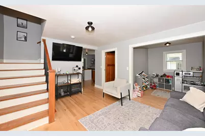 458 W Chestnut St, Port Washington, WI 53074 - Photo 4
