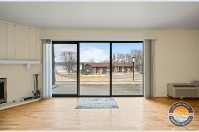 54  Lausanne Ct #05, Geneva, WI 53147 - Photo 6