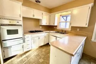 3444 S 76th St, Milwaukee, WI 53219 - Photo 4