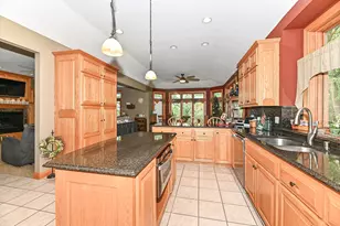 30927 Lawn Dr, Racine, WI 53185 - Photo 14