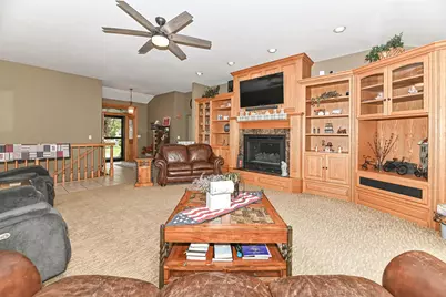 30927  Lawn Dr, Racine, WI 53185 - Photo 8