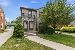 2804 N Avondale Blvd, Milwaukee, WI 53210 - Photo 2
