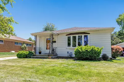 2032  Hillview Dr, Green Bay, WI 54302 - Photo 22