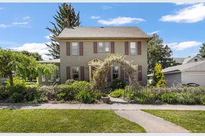 509 E Maple St, Horicon, WI 53032 - Photo 1