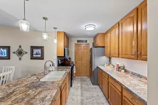 273 Oconomowoc Pkwy, Oconomowoc, WI 53066 - Photo 6