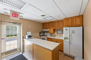273 Oconomowoc Pkwy, Oconomowoc, WI 53066 - Photo 28