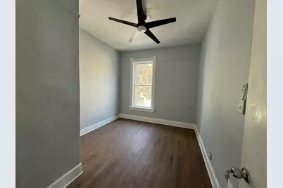725 S 9th St, Milwaukee, WI 53215 - Photo 6