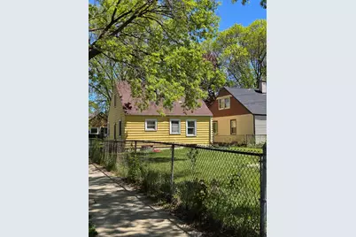 3769 N 37th St, Milwaukee, WI 53216 - Photo 2