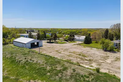 6830 S Howell Ave, Oak Creek, WI 53154 - Photo 28