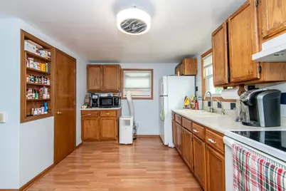 1121  Adams St, Waukesha, WI 53186 - Photo 20