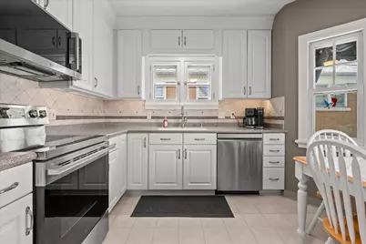 2641 N 75th St, Wauwatosa, WI 53213 - Photo 26