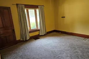 2023 S 10th St, Manitowoc, WI 54220 - Photo 12