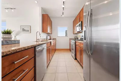 1550 E Royall Pl #504, Milwaukee, WI 53202 - Photo 20