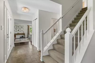 11912 N Lantern Ln, Mequon, WI 53092 - Photo 6