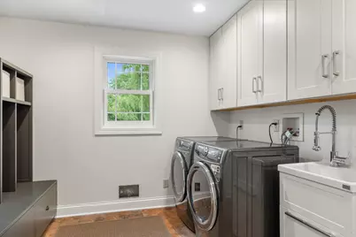 11912 N Lantern Ln, Mequon, WI 53092 - Photo 18