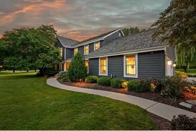 11912 N Lantern Ln, Mequon, WI 53092 - Photo 34
