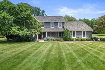 11912 N Lantern Ln, Mequon, WI 53092 - Photo 54