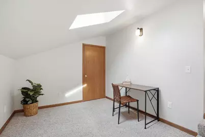 N113W16218  Sylvan Cir #B-18, Germantown, WI 53022 - Photo 18