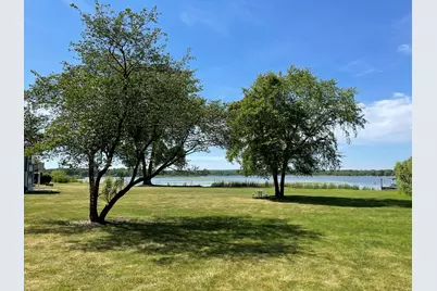 984  Bay View Cir, Mukwonago, WI 53149 - Photo 34