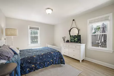 7424 N Santa Monica Blvd, Fox Point, WI 53217 - Photo 14
