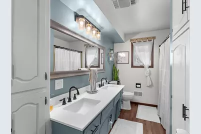 3127 S 15th St, Manitowoc, WI 54220 - Photo 14