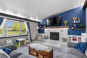 3127 S 15th St, Manitowoc, WI 54220 - Photo 6